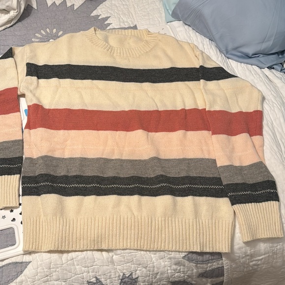 Sweaters - NWT lady sweater. Size large. Super cute sweater.